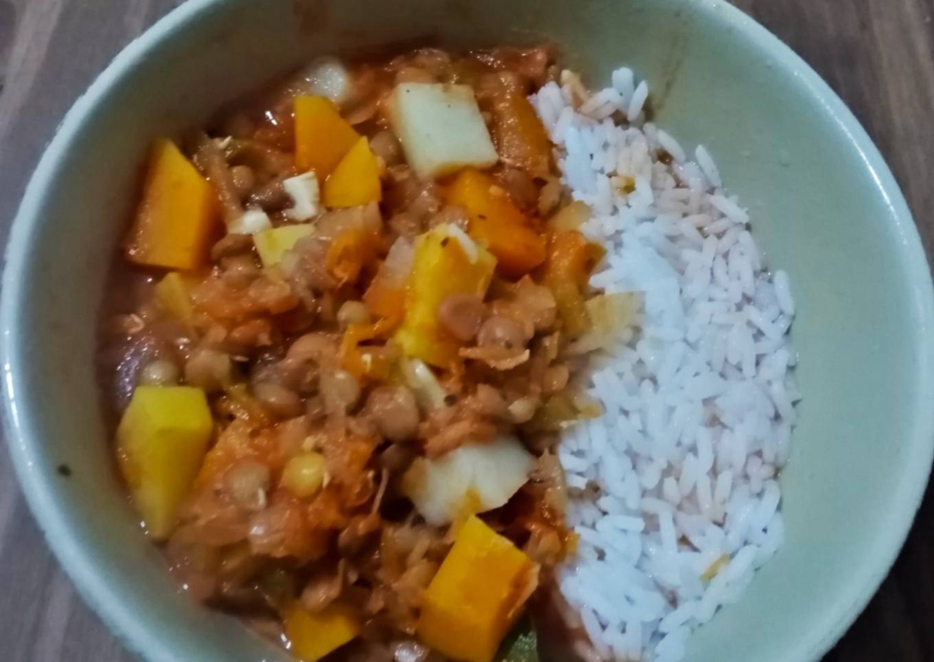 Cazuela de lentejas saludable