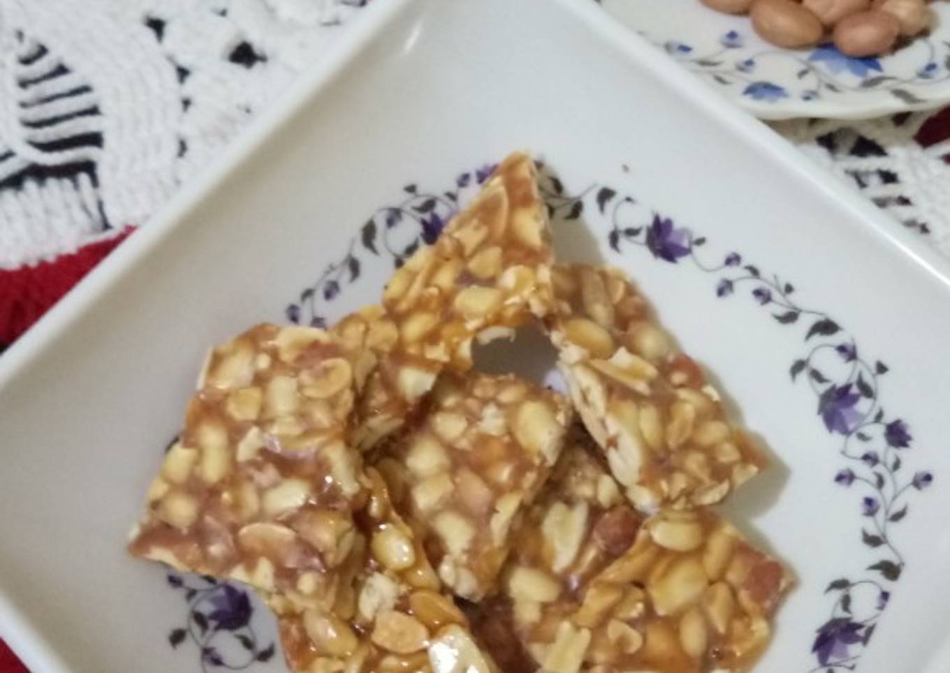 Winter special peanut chikki
