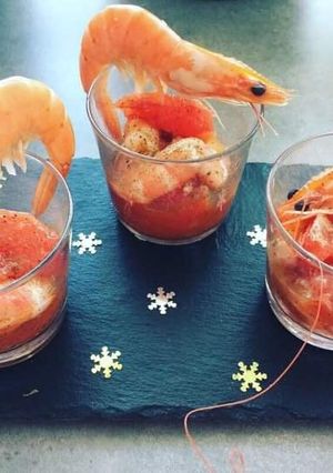 Une photo de Verrine de crevettes et pamplemousse