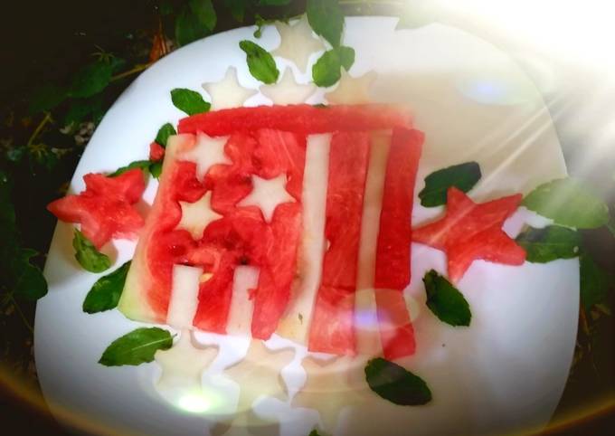 Steps to Prepare Ultimate Red yellow melon dessert in the shape of a flag for Diet Food