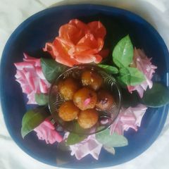 A picture of Gulaab Jamun.