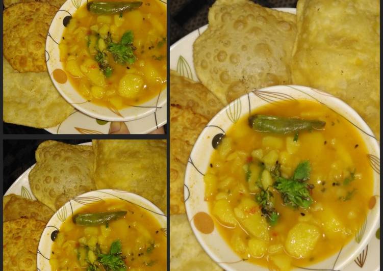 Kachori and Aloo ki Tarkari