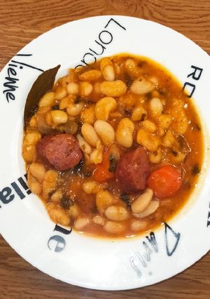 Φωτογραφία της συνταγής Φασολάδα με λουκάνικο