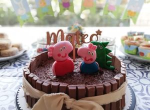 Foto principal de Tarta kit kat de chocolate y trufa - Tarta 1º cumpleaños de Mateo 👶🏻🎂