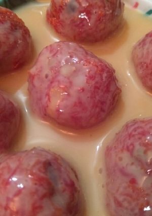 A picture of Carrot Balls with Condensed milk.