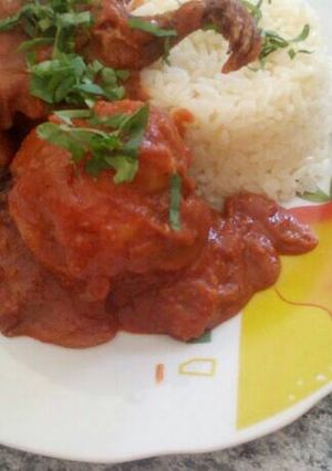 Una foto de Cuy en salsa de maní