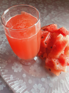 A picture of Watermelon drink.