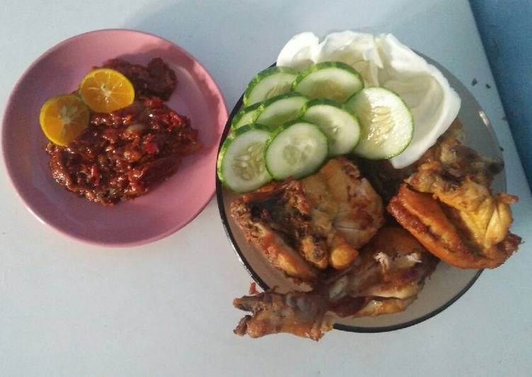 Resep Ayam Penyet Home made, Lezat Sekali