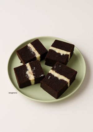 Foto resep Bolu Ketan Hitam Isian Keju Lumer (tanpa mixer, tanpa oven, takaran sendok)