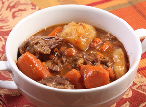 Foto principal de Estofado de ternera con zanahoria y patata (olla express)