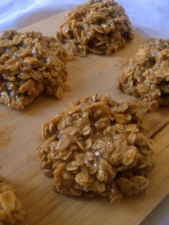 A picture of No Bake Peanut Butter Honey Cookies.