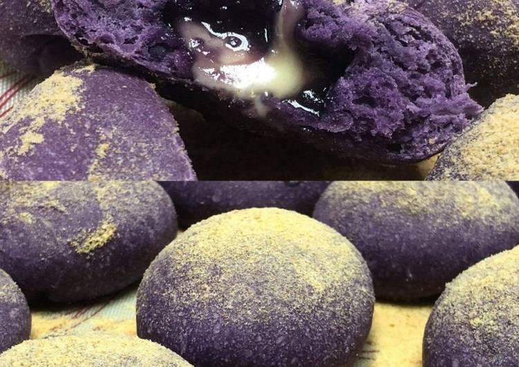 Simple Way to Prepare Homemade Ube Cheese Pandesal