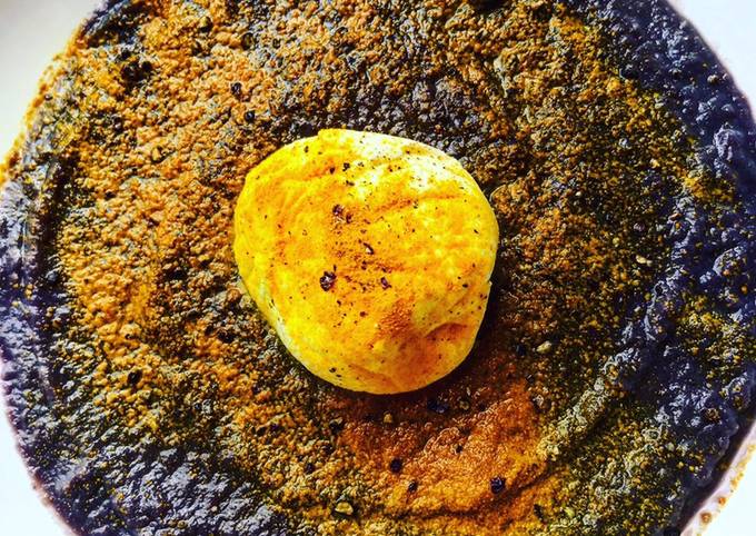 Guida passo passo a Fai Fatto in casa Vellutata di cavolo viola, curcuma e burrata