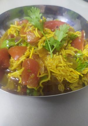 A picture of સેવ ટમેટાનું શાક (Sev Tomato Sabji Recipe In Gujarati).