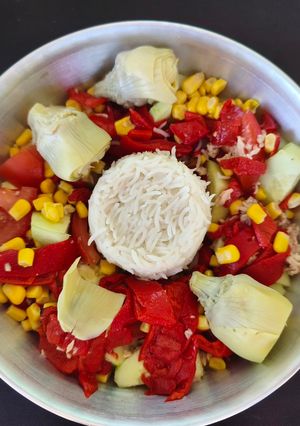 Foto principal de Ensalada fresca con arroz