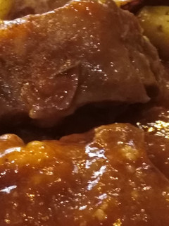 Una foto de Estofado de patatas con costillitas