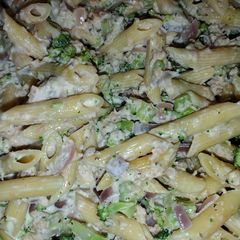 A picture of Creamy Salmon Broccoli Penne.