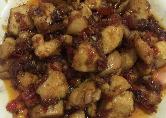 Anti Ribet, Membuat Ayam gongso Bunda Pasti Bisa