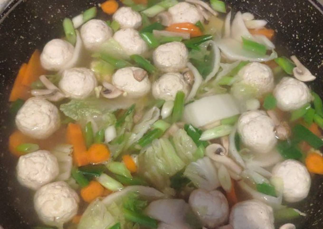 Sup Bakso Ayam Udang Sayur Guampaang dan Memberi Keceriaan