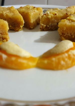 A picture of Mohanthal with orange rawa paak.