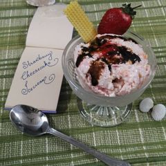 A picture of Strawberry cheesecake icecream.