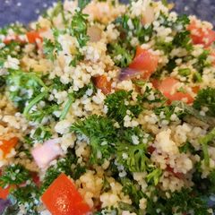 Shrimp Tabbouleh 🍤🥗 A picture of Shrimp Tabbouleh 🍤🥗.