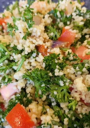 A picture of Shrimp Tabbouleh 🍤🥗.