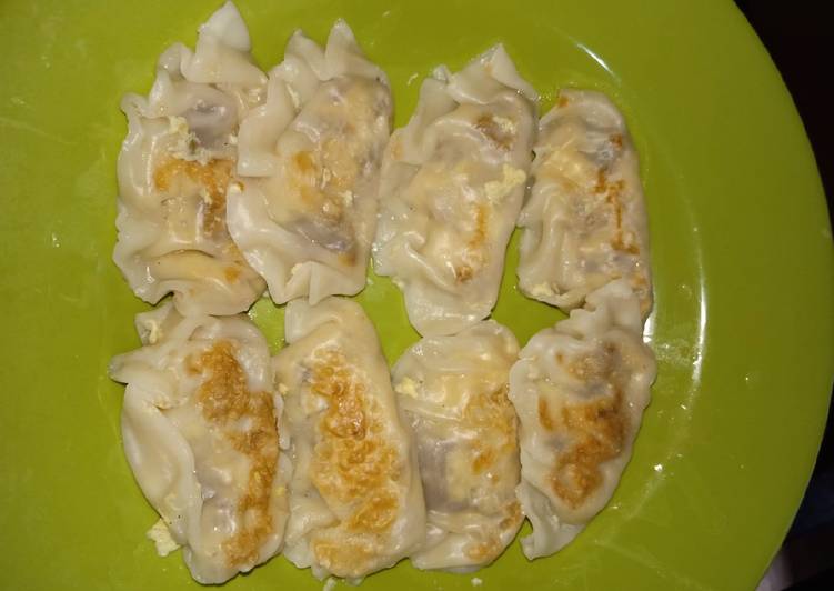 Gyoza Sapi Telur