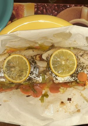 Una foto de Brotola al papillote