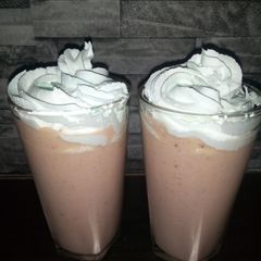 Watermelon & banana smoothie by Xeey*k delicacies A picture of Watermelon & banana smoothie by Xeey*k delicacies.