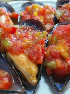Una foto de Mejillones al vapor con vinagreta