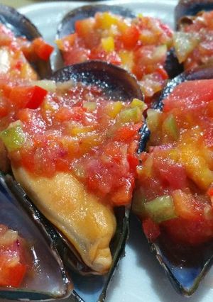 Una foto de Mejillones al vapor con vinagreta