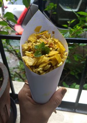 A picture of Chips mint churumuri.