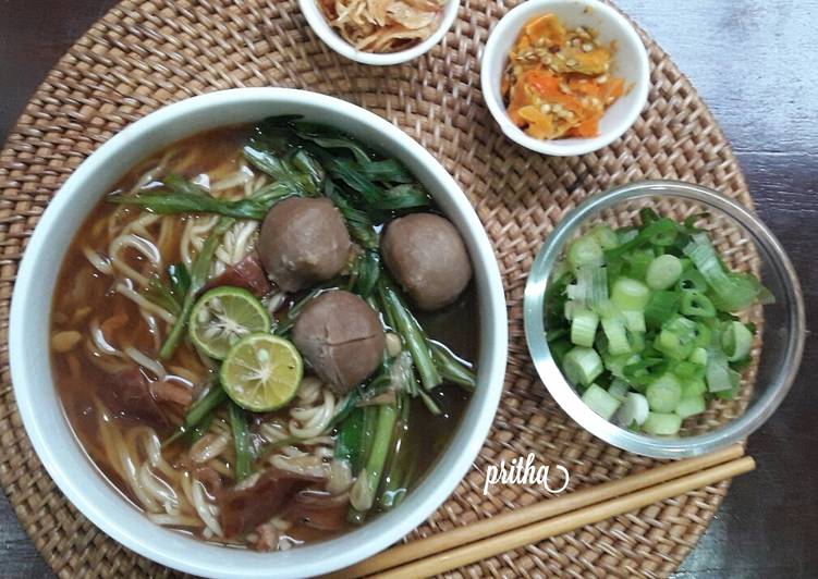 Cara Menyiapkan Lomie Kangkung Lezat