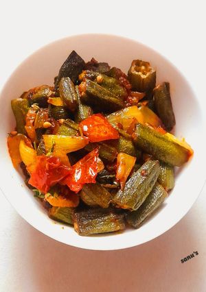 A picture of Masala Bhindi Do Pyaza.