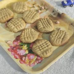A picture of Peanut butter cookies.