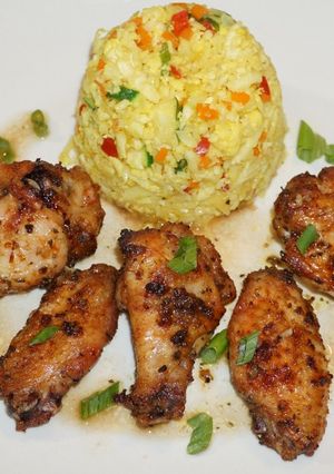 Una foto de Alitas de pollo asadas al orégano