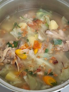 Foto resep Sop Ayam ala chef Devina Hermawan