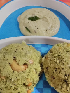 புதினா ரவா இட்லி(Mint rava idli recipe in tamil) செய்முறை முக்கிய புகைப்படம்