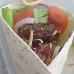 A picture of Steak wraps.