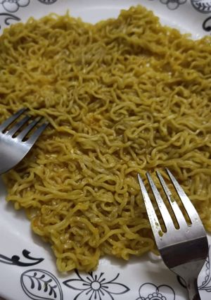 मैगी (maggi recipe in Hindi) रेसिपी मुख्य फोटो