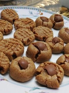 صورة لوصفة كوكيز زبدة الفول السوداني ب 3 مكونات