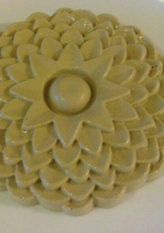 Una foto de Mousse de atún con espárragos