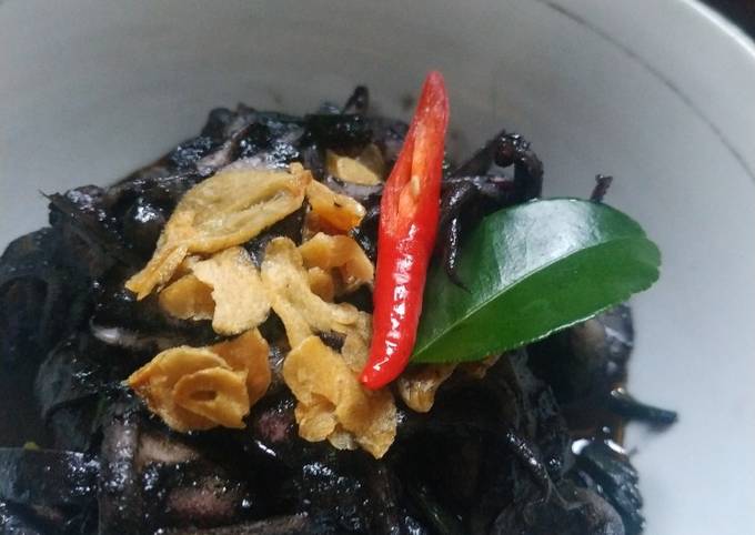 Cumi bumbu hitam empuk