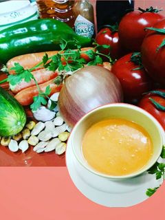 Una foto de Gazpacho andaluz a mi manera para Thermomix