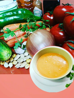 Una foto de Gazpacho andaluz a mi manera para Thermomix