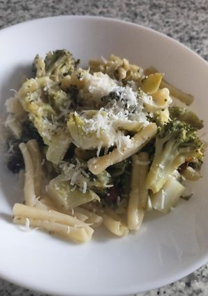 Una foto de Pasta brócoli