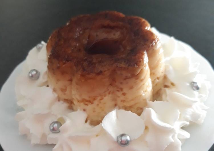 Flan de huevo y vainilla en microondas