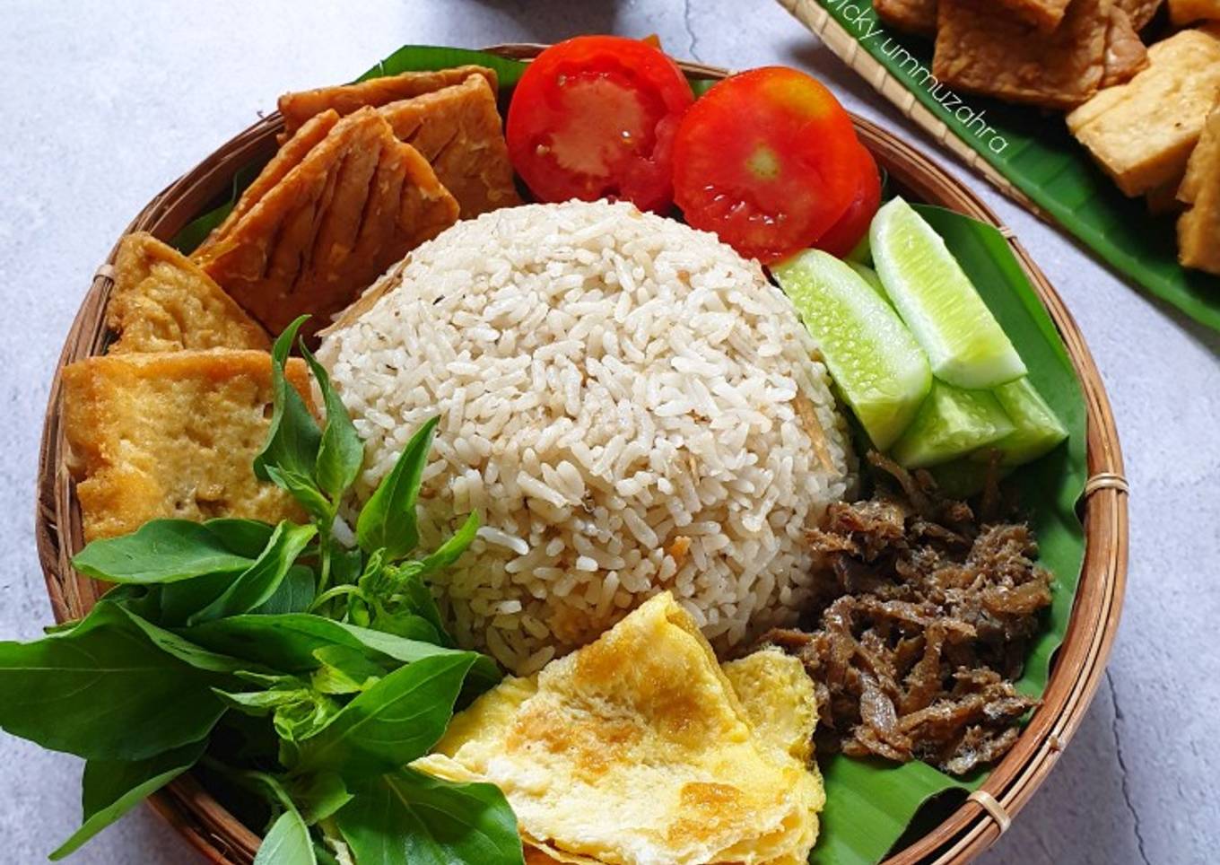 Nasi Liwet Teri (Rice Cooker)