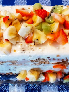 Una foto de Tarta de turrón con leche condensada